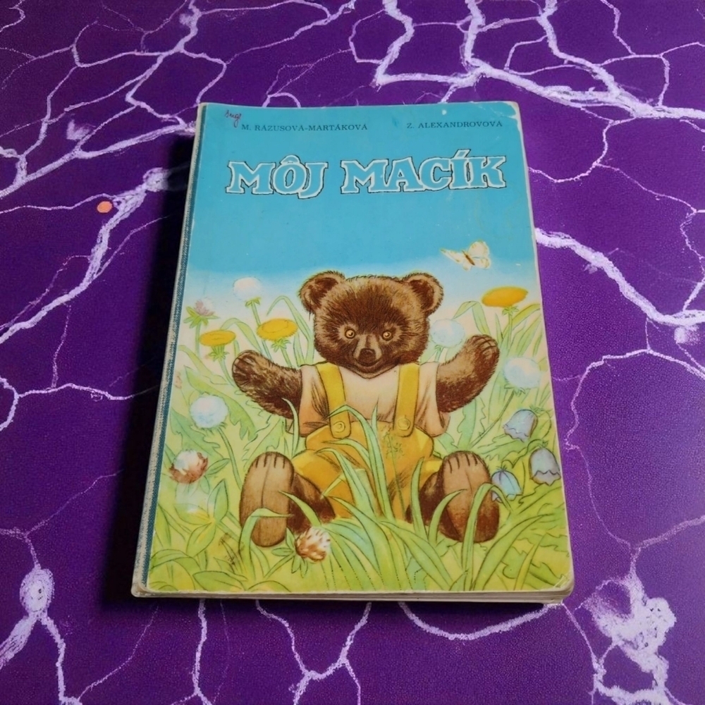 Slovakian Children's Book MÔJ MACÍK Pet Bear Story